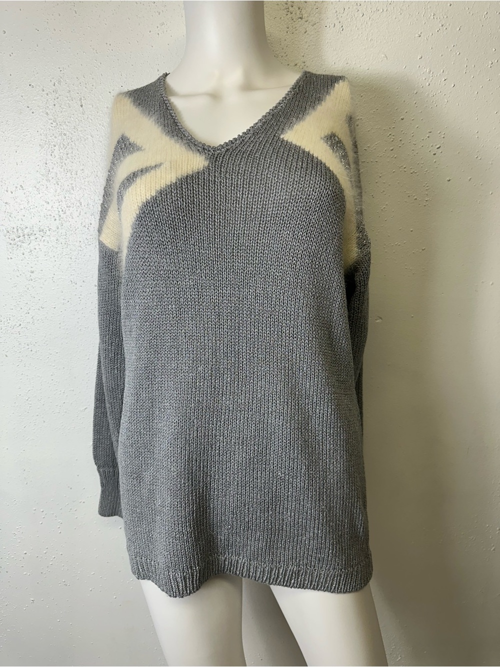 VINTAGE ALEXANDRIA PETITES SIZE SMALL GREY / WHITE SWEATER Angora Blend